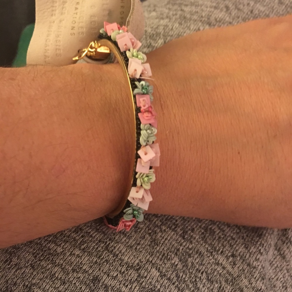 Anthropologie floral bracelet - Picture 2 of 5